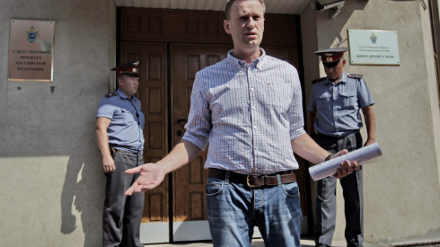 Il blogger Alexei Navalny condannato a 5 anni di carcere per appropriazione indebita