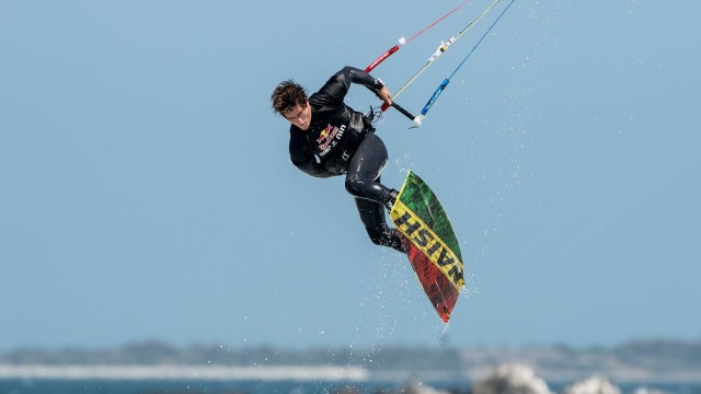 Extreme Air Kiteboarding Competition – Red Bull King of the Air 2013