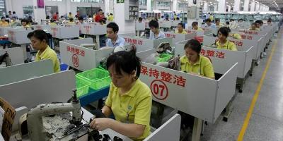 Cina: gli operai in sciopero fabbricano adidas, nike, asics, timberland