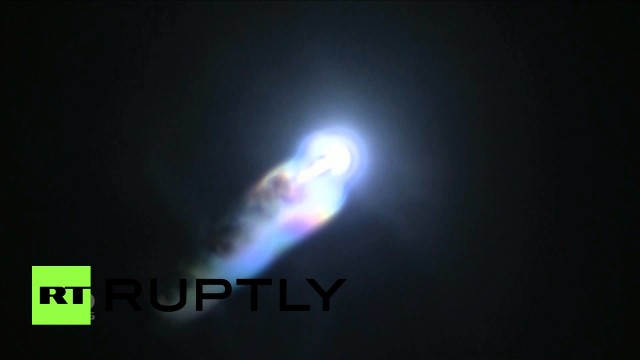 Il razzo Proton M lancia un nuovo satellite per trasmissioni in orbita