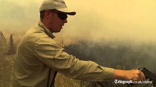 Australia: migliaia in fuga dalla furia degli incendi