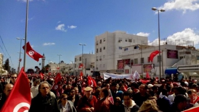 La marcia di Tunisi, migliaia contro il terrorismo