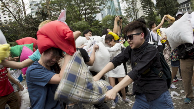 Guerra dei cuscini a Hong Kong