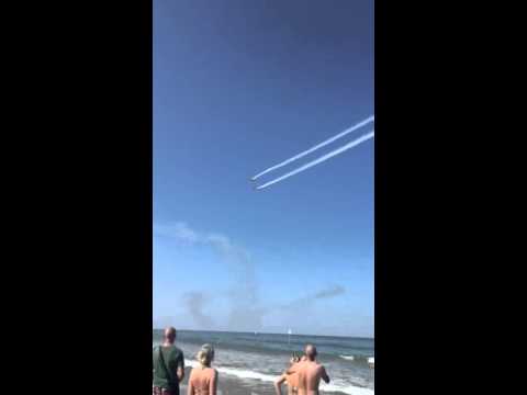 Tortoreto 31 maggio 2015: 2 aerei si scontrano in volo: VIDEO