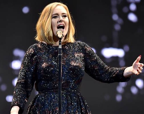 Adele Dedicates "Make Me Feel Your Love" to Brussels - London O2 Arena 22.03.16