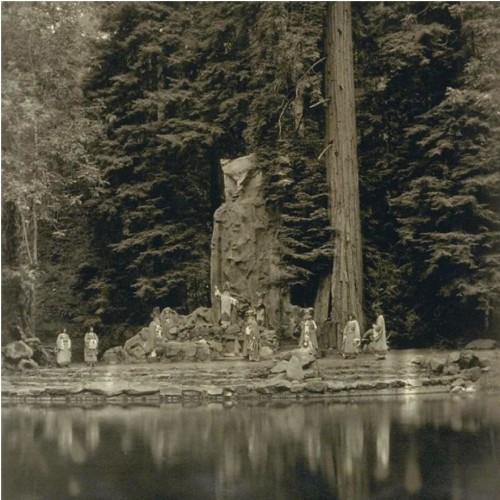 bohemian-grove-statue